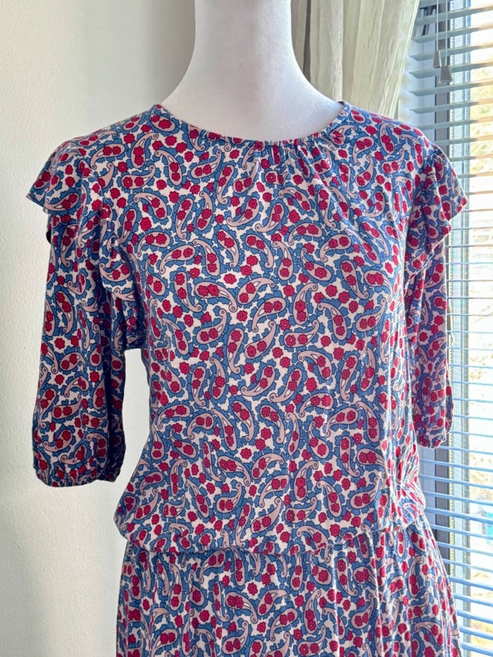 Boden Jersey Knit Midi Dress Ruffle Shoulder Paisley Floral All Over Print Sz 4 - Picture 5 of 16